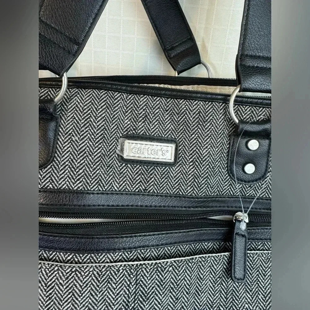 CARTERs City Tote Gray/Black Large Diaper Bag - Lots Pockets - Picture 2 of 9